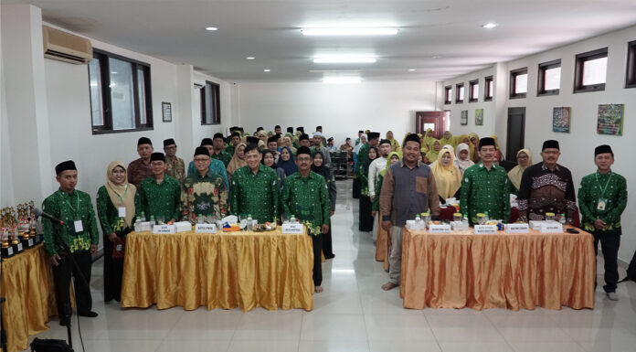 Semarak Membentuk Peradaban Emas Nusantara, Pergunu Bali Sukses Gelar Peringatan Hari Guru Nasional 2024 Hari Guru Nasional Pergunu Bali