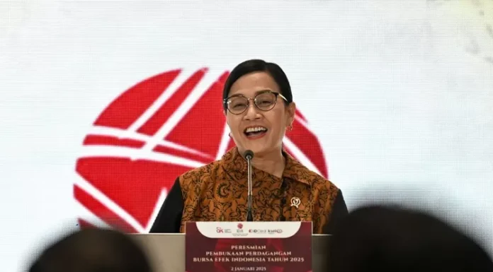 Menteri Keuangan, Sri Mulyani Umumkan PPN 12% Batal Naik, Stimulus Perekonomian Tetap Berlaku Menteri Keuangan Sri Mulyani setelah menyampaikan kenaikan tarif Pajak Pertambahan Nilai (PPN) di Kantor Kementerian Keuangan, Jakarta, 31 Desember 2024. ANTARA/Aprillio Akbar