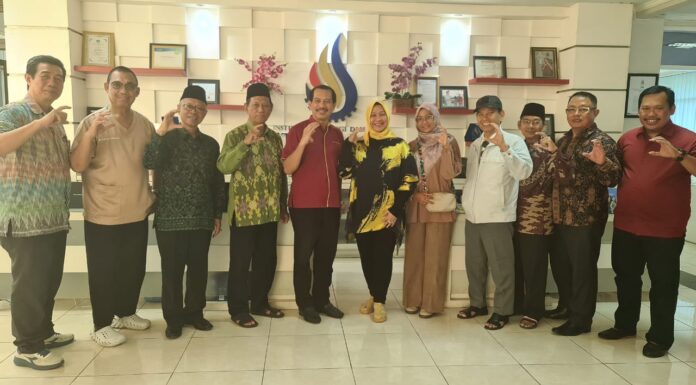 PISANG GORENG HANGAT TURUT MENEMANI RAPAT SC SILAKWIL ICMI 2026